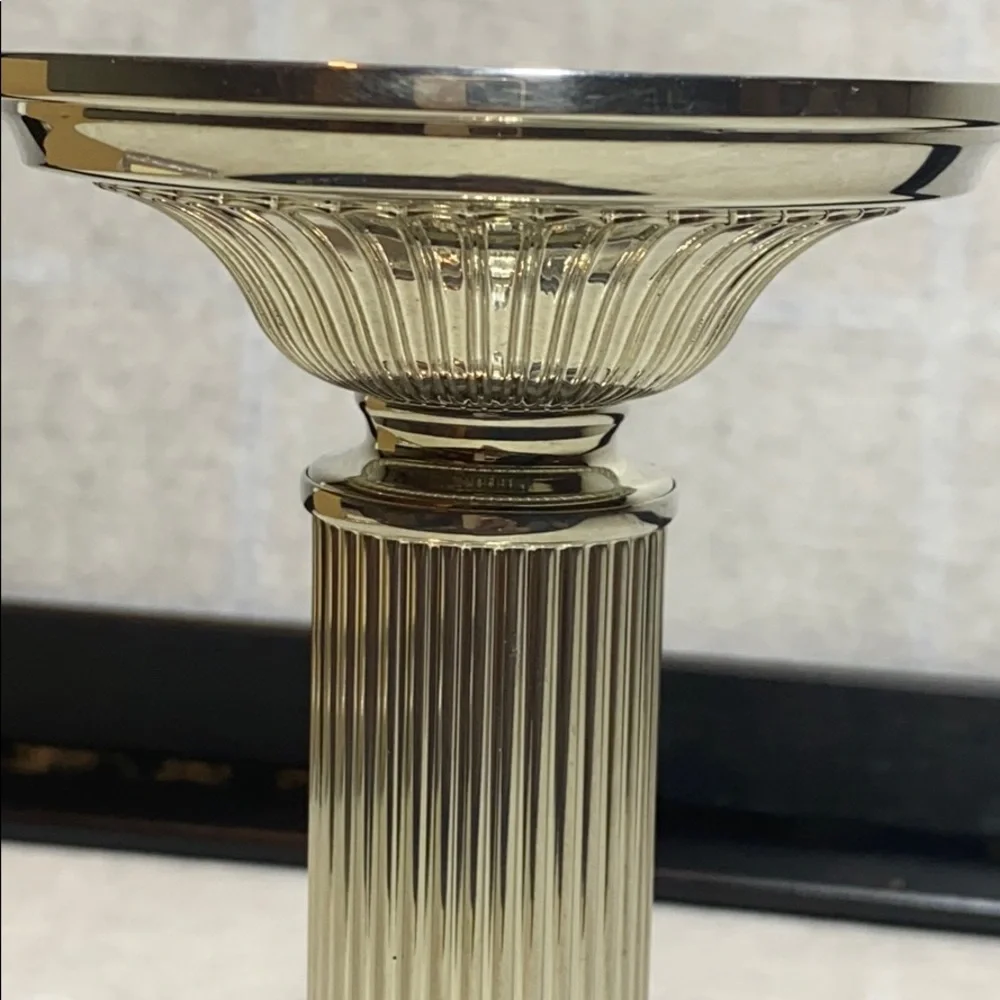 Reed & Barton Heritage Medium Pillar Holder